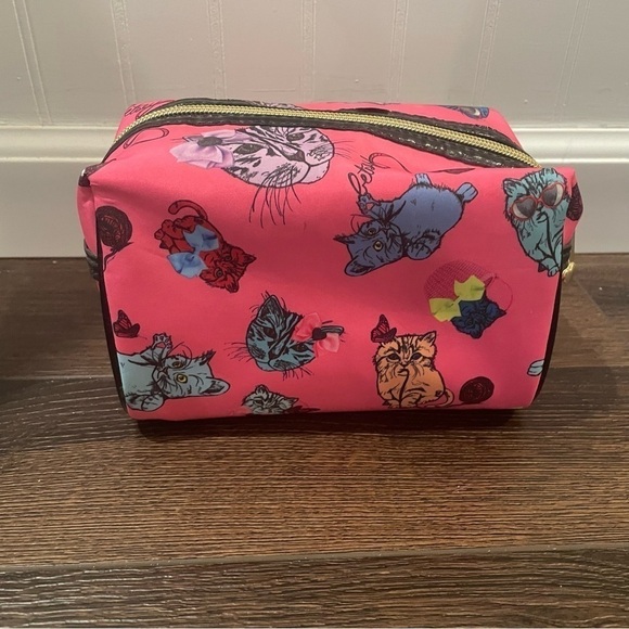 Betsey Johnson Cat Makeup/Cosmetic Bag OS - Picture 3 of 12